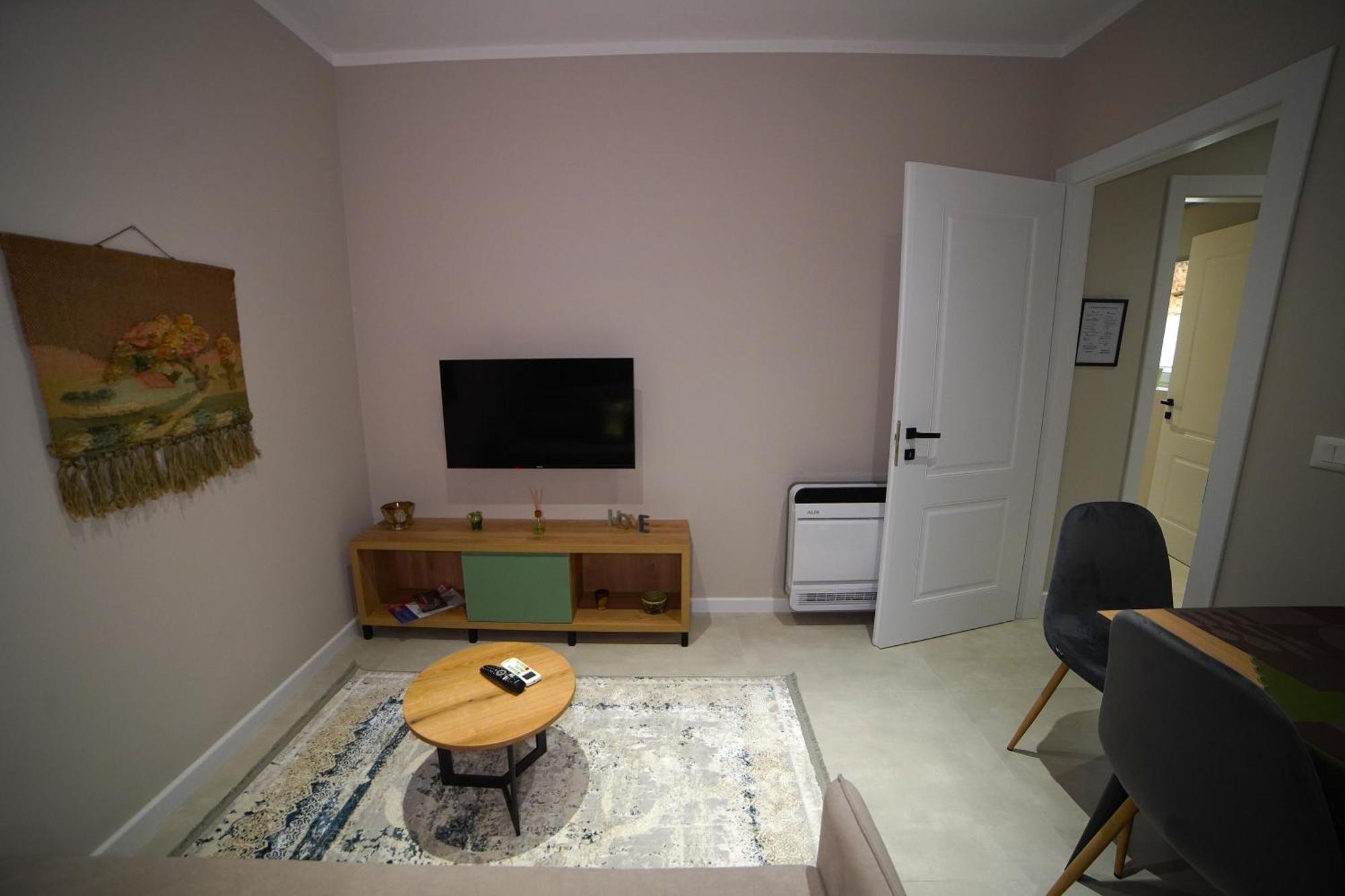 טיראנה Center Oasis Trio Appartmens מראה חיצוני תמונה